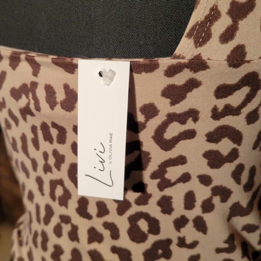 Livi by Olivia Rae NWT Leopard Print Medium Tank Top - Picture 3 of 4
